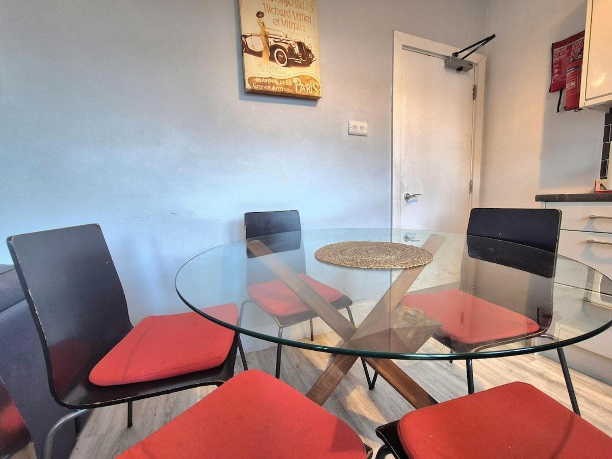 Temple Bar 3 Bedroom 2 Bathroom Apartment